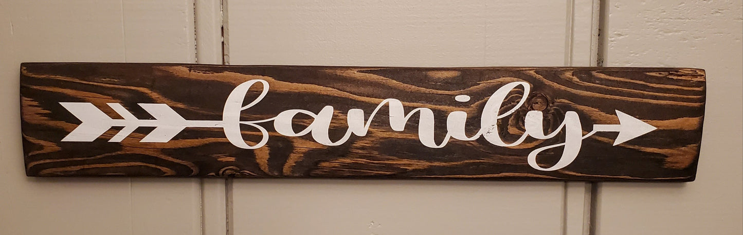 Family arrow wood sign