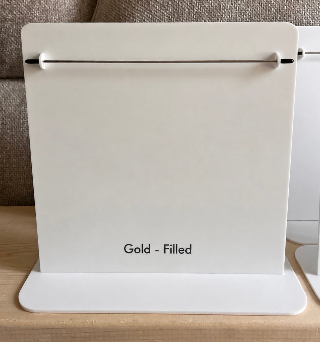 Acrylic jewelry stands