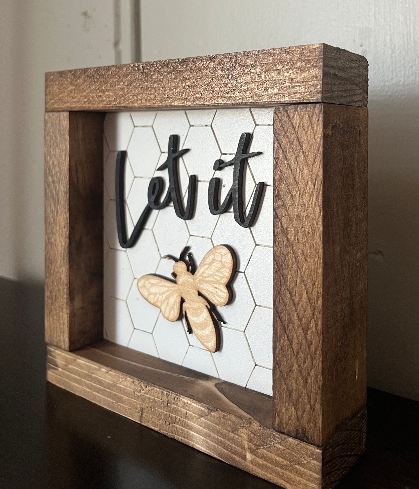 Let it bee-3D wood- 6"