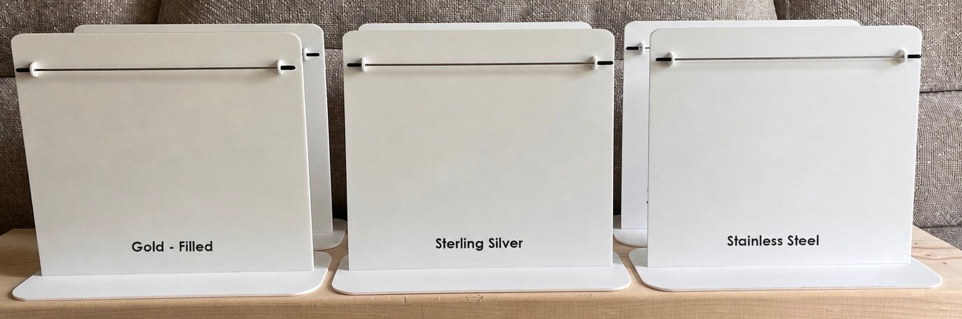 Acrylic jewelry stands