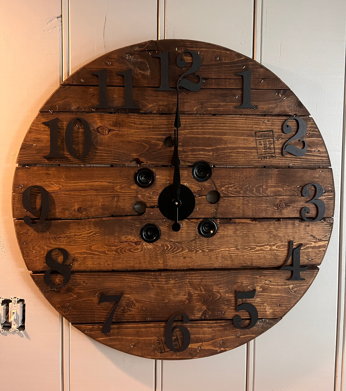 35" 3D Indoor Spool Clock - Provincial